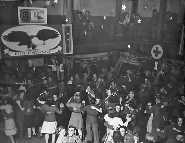 825th Dance Party - 1