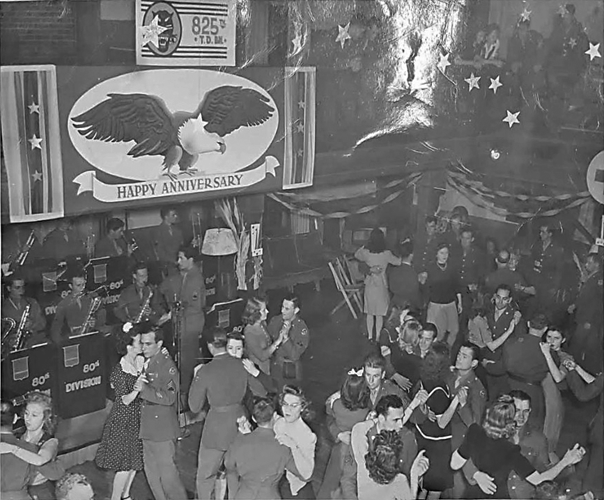 825th Dance Party - 2